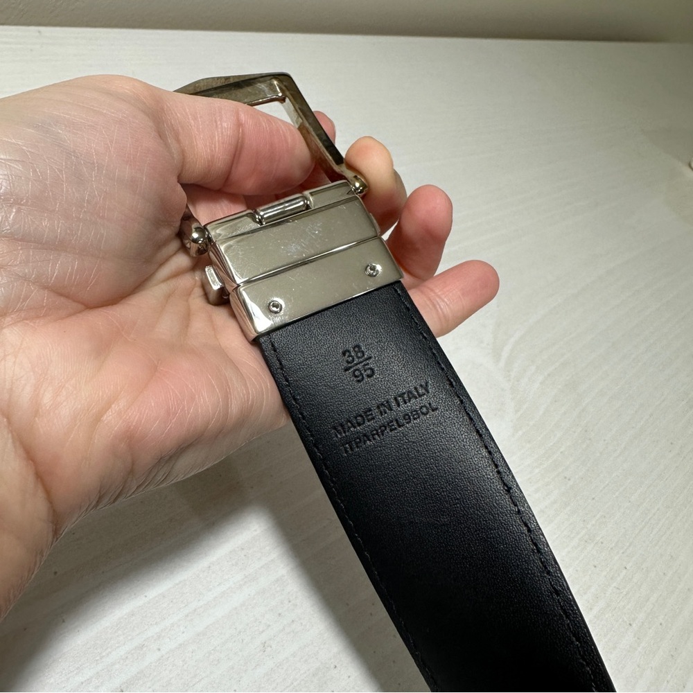 Burberry REVERSIBLE LONDON CHECK AND LEATHER BELT - Picture 8 of 14